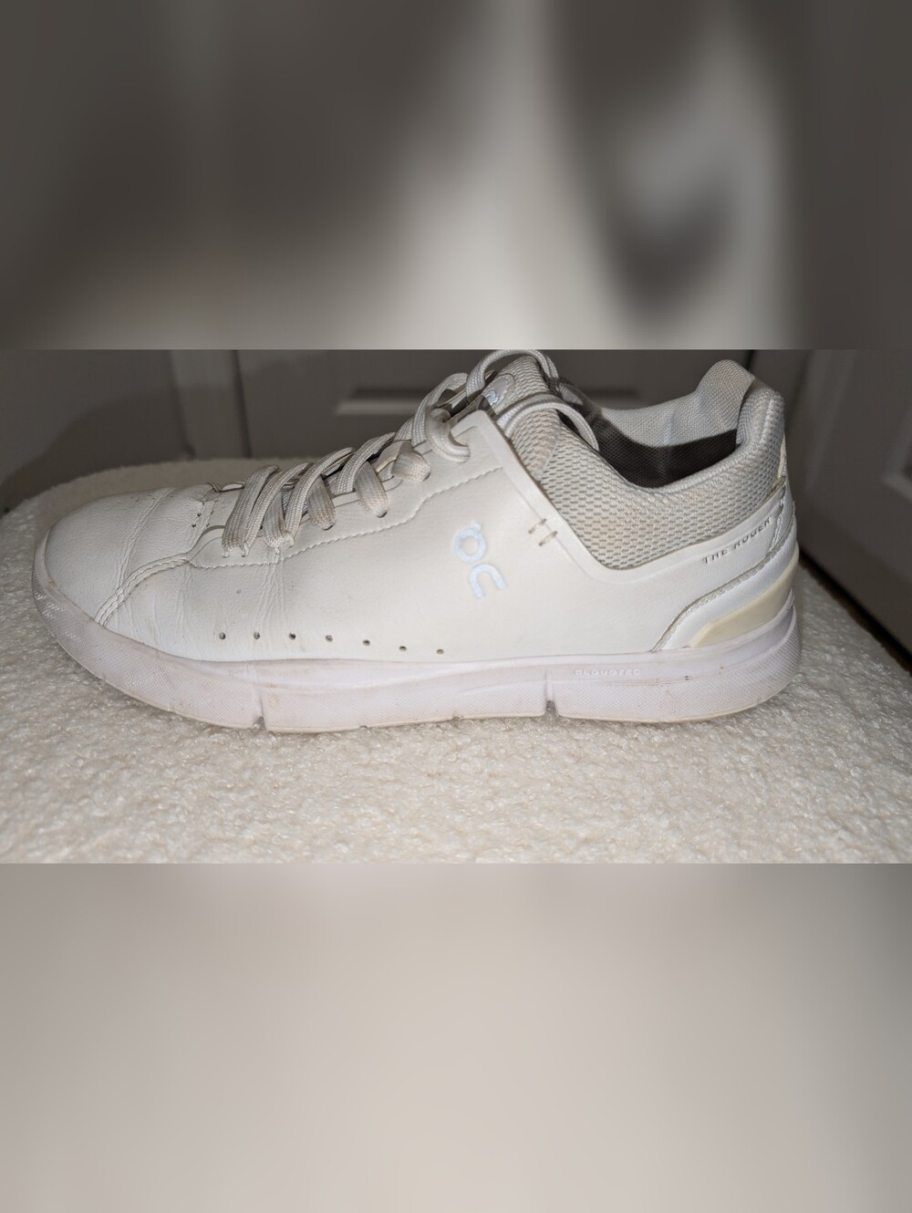On Cloud The Roger Advantage White Sneakers Shoes Women's Size 8.5 / 40 - Picture 9 of 10